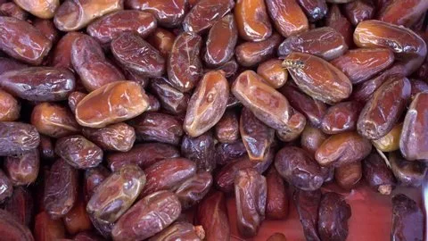 تصویر 3 از قیمت و خرید خرما مضافتی جیرفت + فروش ارزان